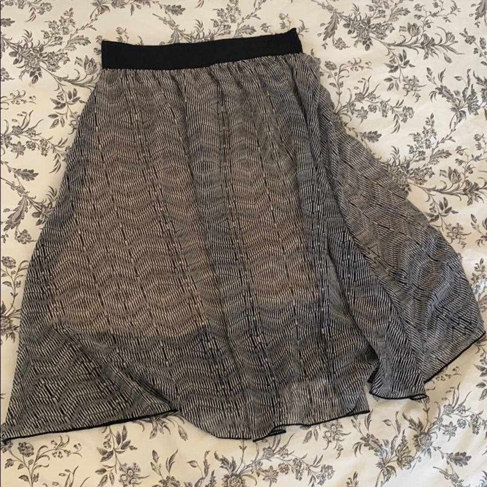 Lularoe black and white skirt